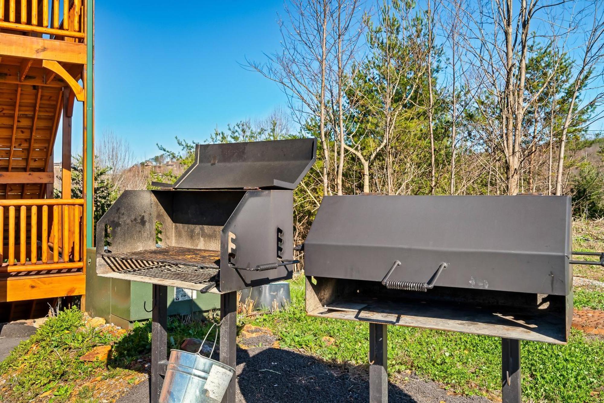 Full Equipped Cabin With A Pool And Game Room Smokies Views Gatlinburg Exterior photo