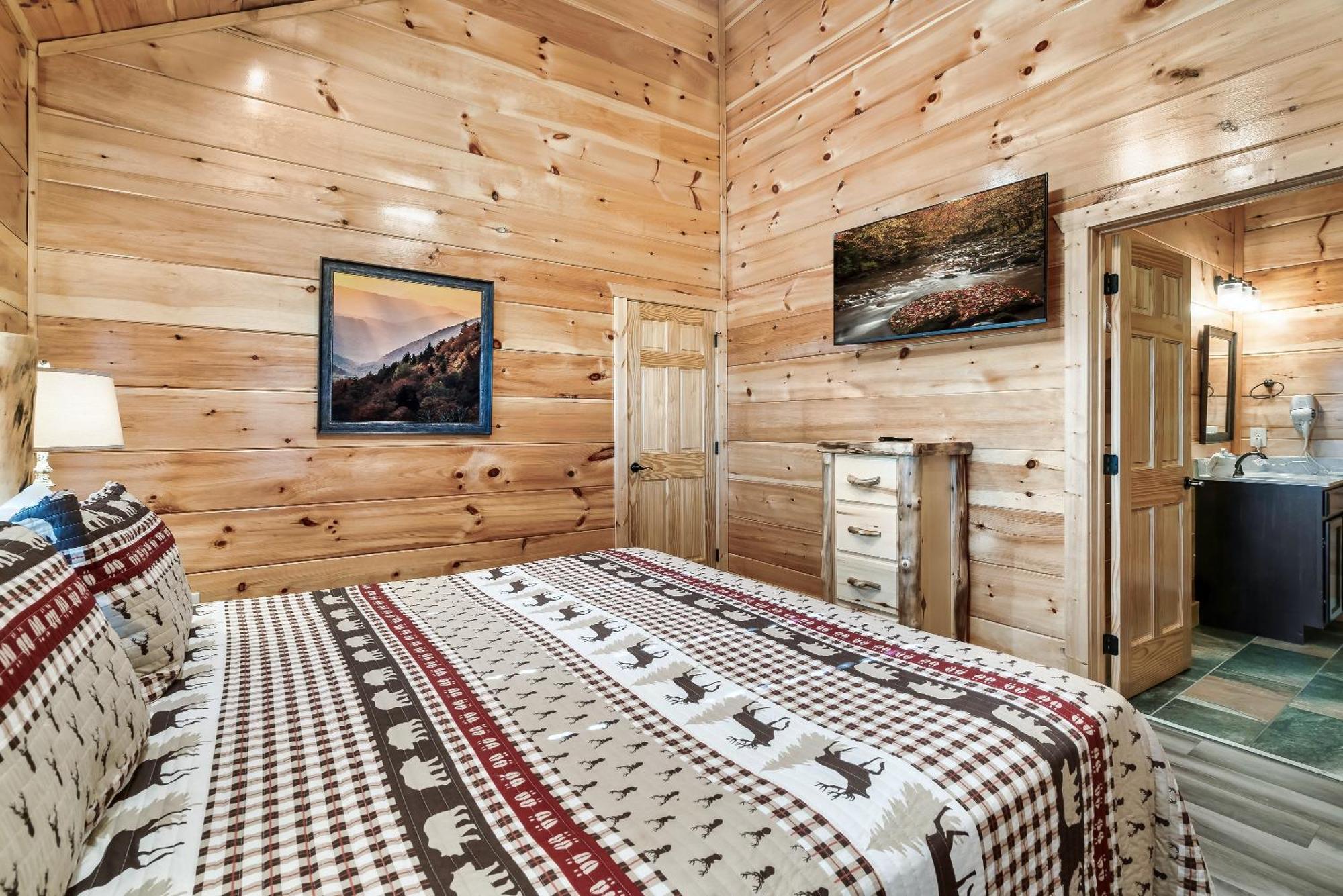 Full Equipped Cabin With A Pool And Game Room Smokies Views Gatlinburg Exterior photo