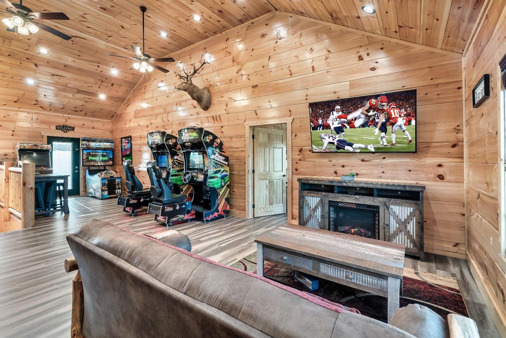 Full Equipped Cabin With A Pool And Game Room Smokies Views Gatlinburg Exterior photo