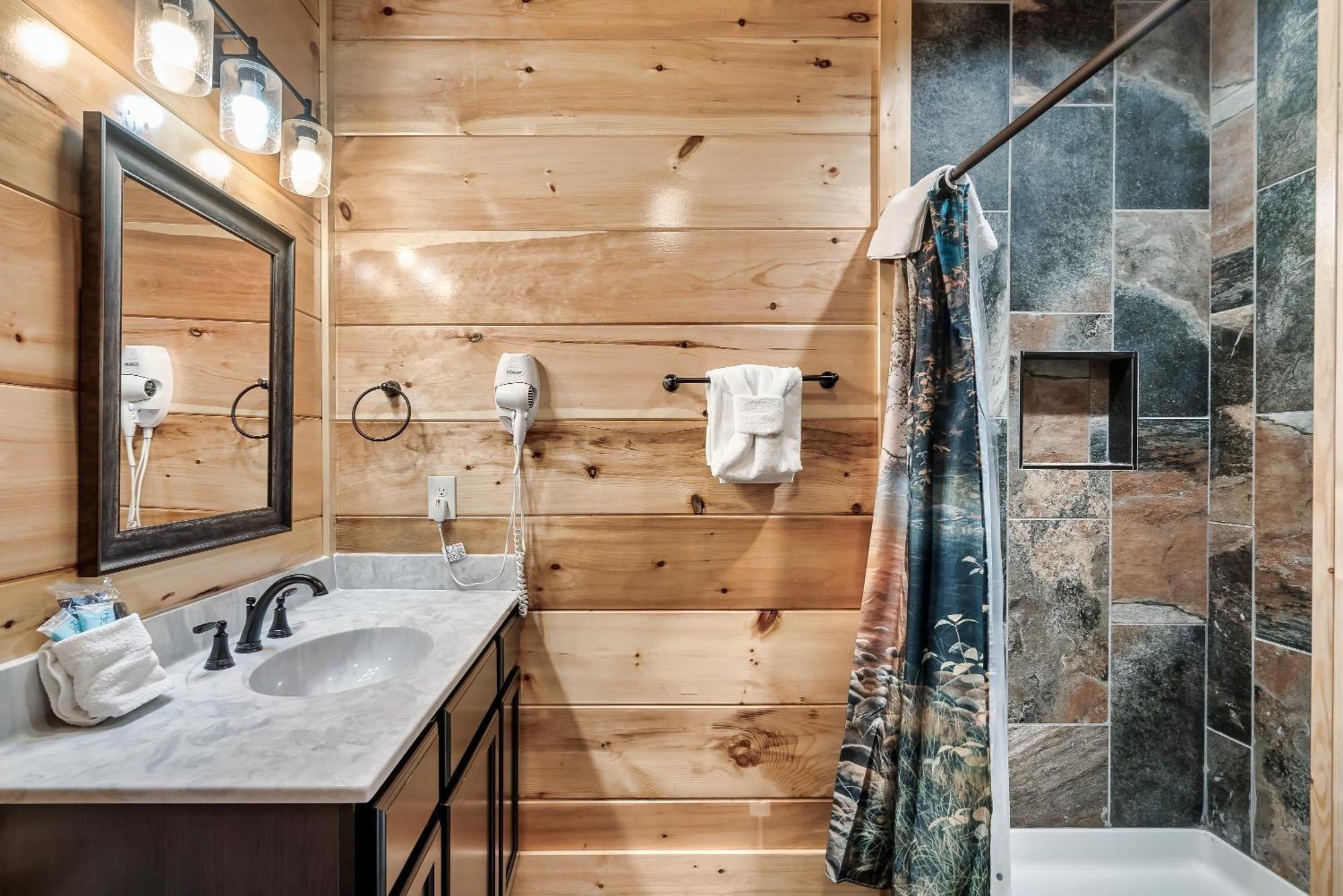 Full Equipped Cabin With A Pool And Game Room Smokies Views Gatlinburg Exterior photo