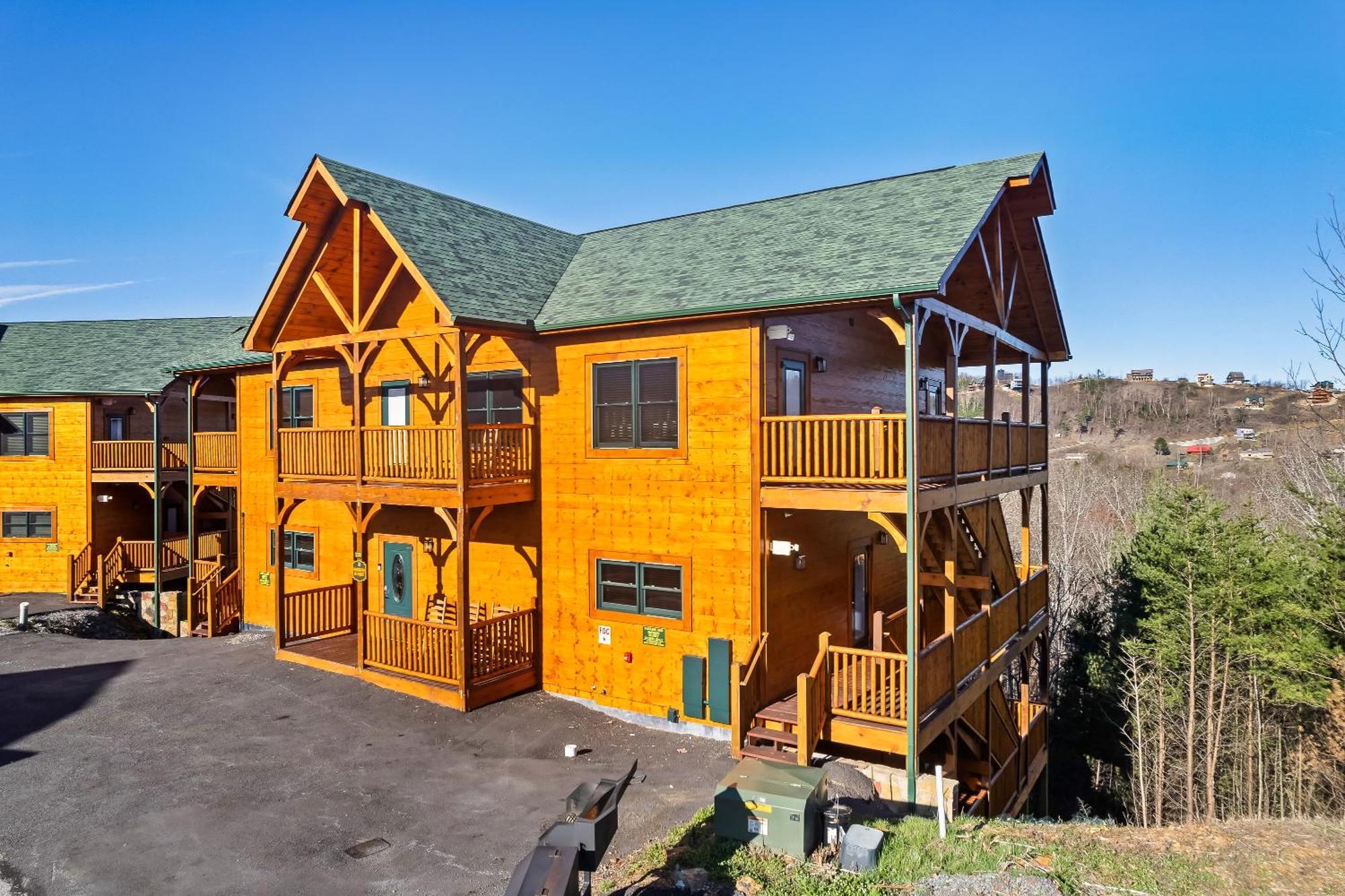 Full Equipped Cabin With A Pool And Game Room Smokies Views Gatlinburg Exterior photo