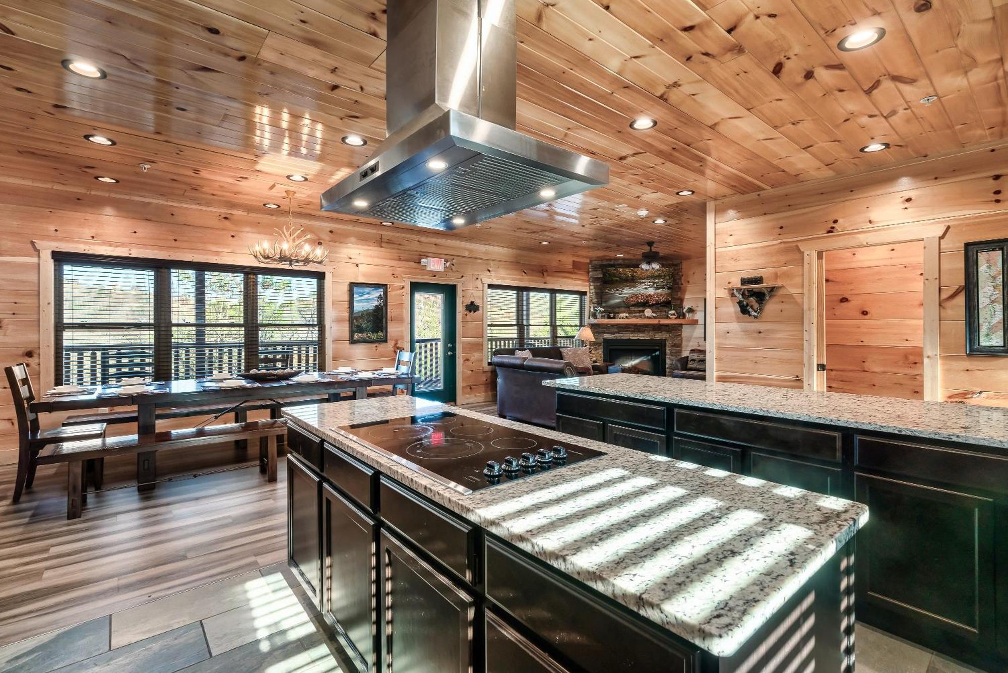 Full Equipped Cabin With A Pool And Game Room Smokies Views Gatlinburg Exterior photo